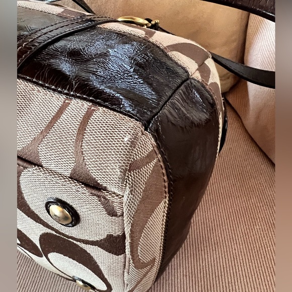 COACH 08 #12430 Signature Stripe Small Duffel/Satchel! Tan/Brass! - Picture 13 of 16